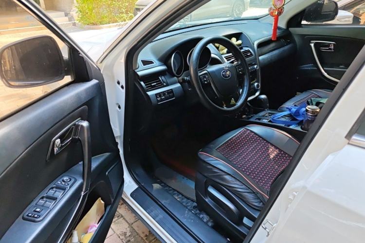 Used Bestune X80 2015 2.0L automatic comfort version Driver Seat