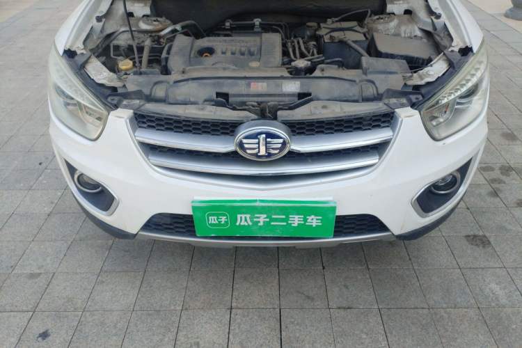 Used Bestune X80 2015 2.0L Automatic Comfort Anniversary Edition Engine Bay