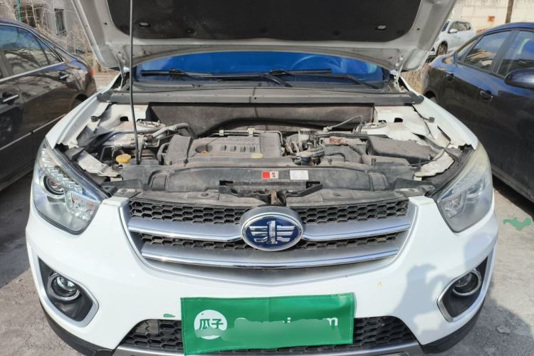 Used Bestune X80 2015 2.0L Manual Luxury Edition Engine Bay