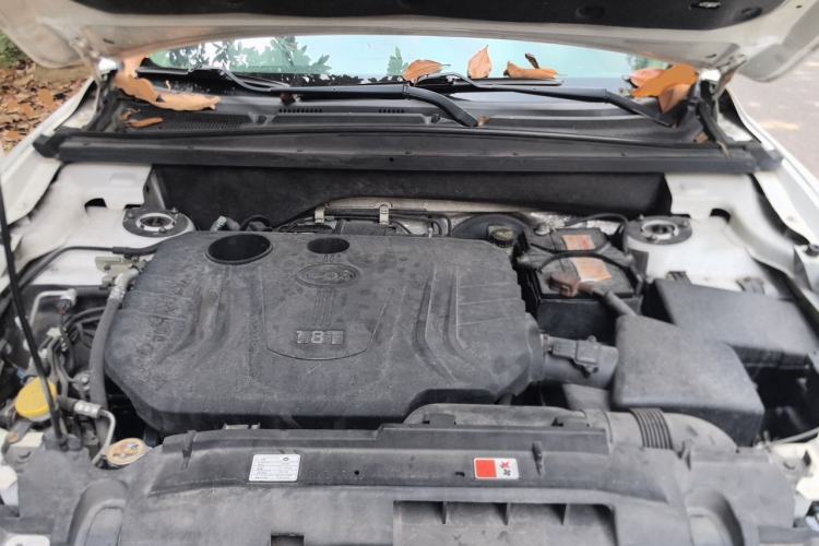 Used Bestune X80 2015 1.8T Automatic Luxury Model Engine Bay