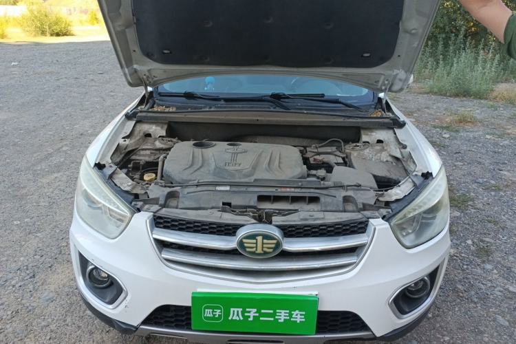 Used Bestune X80 2015 1.8T Automatic Luxury Model Engine Bay