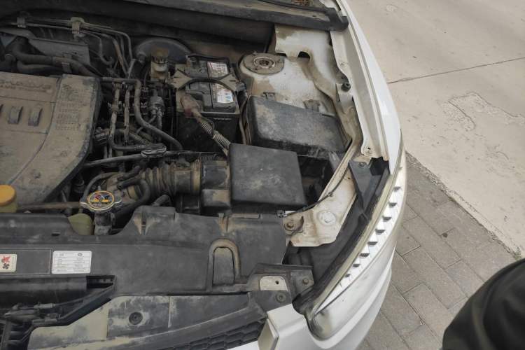 Used Bestune X80 2015 2.0L Automatic Comfort Anniversary Edition Engine Bay Left