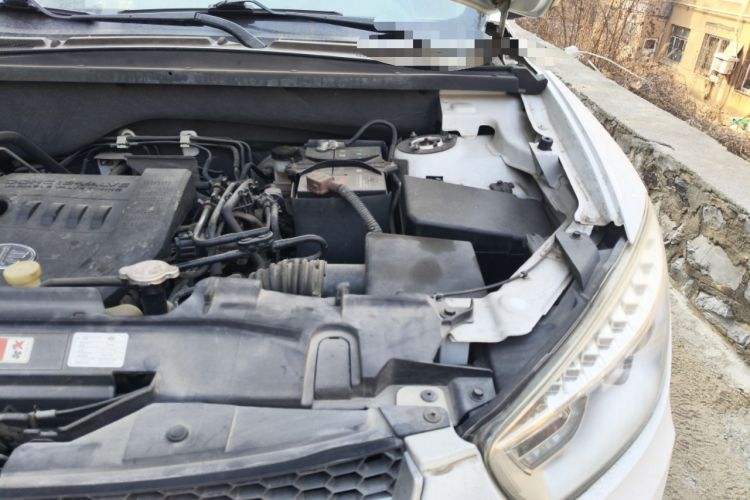 Used Bestune X80 2015 2.0L Automatic Comfort Anniversary Edition Engine Bay Left