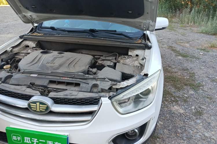 Used Bestune X80 2015 1.8T Automatic Luxury Model Engine Bay Left