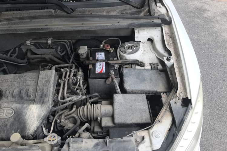Used Bestune X80 2015 2.0L Manual Comfort 2nd Anniversary Edition Engine Bay Left