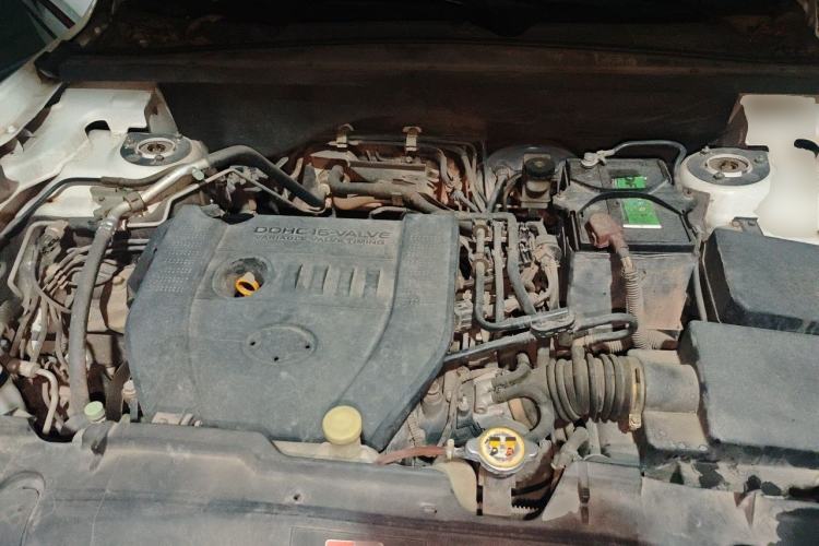 Used Bestune X80 2015 2.0L Automatic Comfort Anniversary Edition Engine Bay