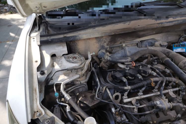 Used Bestune X80 2015 1.8T Automatic Luxury Model Engine Bay Right