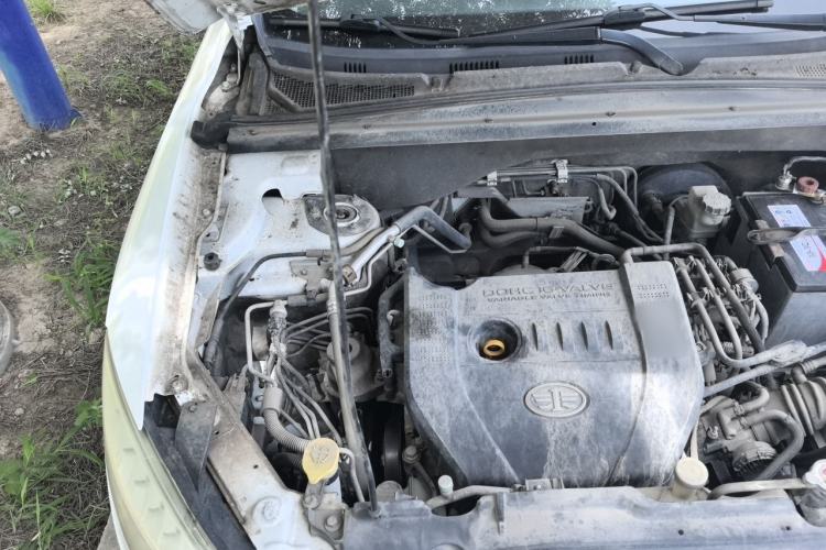 Used Bestune X80 2015 2.0L Manual Comfort 2nd Anniversary Edition Engine Bay Right