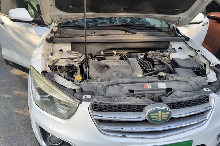 Used Bestune X80 2015 2.0L Automatic Comfort Anniversary Edition Engine Bay Right