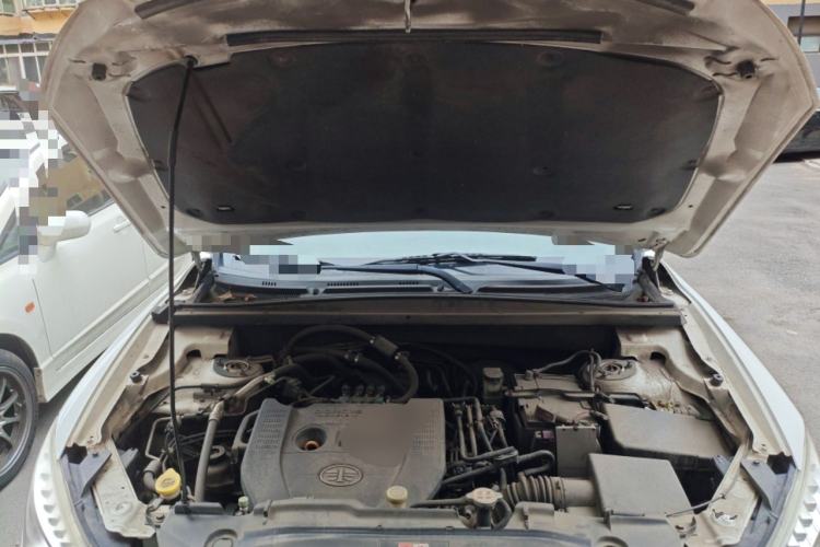 Used Bestune X80 2015 2.0L Manual Comfort 2nd Anniversary Edition Engine Bay
