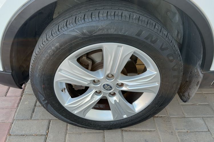 Used Bestune X80 2015 1.8T Automatic Luxury Model Exterior 3