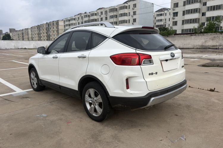 Used Bestune X80 2015 2.0L Automatic Comfort Anniversary Edition Exterior 3