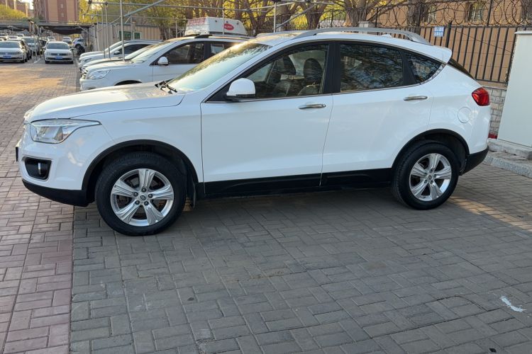 Used Bestune X80 2015 1.8T Automatic Luxury Model Exterior 4