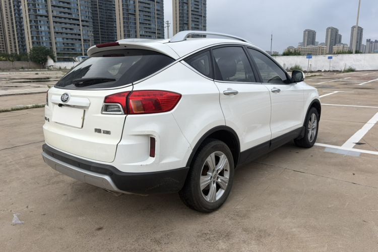 Used Bestune X80 2015 2.0L Automatic Comfort Anniversary Edition Exterior 5
