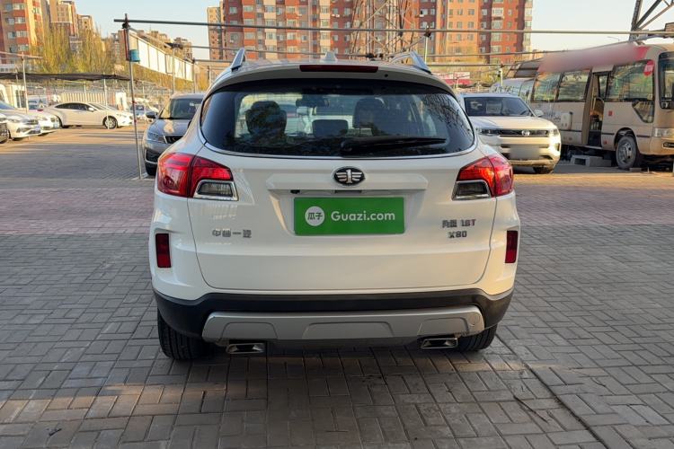 Used Bestune X80 2015 1.8T Automatic Luxury Model Exterior 6