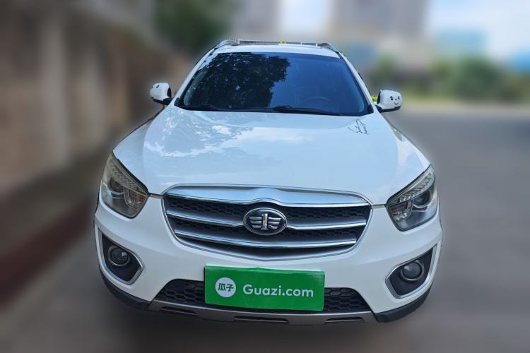 Used Bestune X80 2015 2.0L automatic luxury version Front