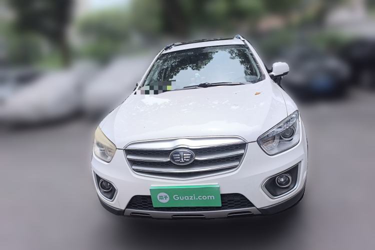 Used Bestune X80 2015 2.0L automatic luxury version Front