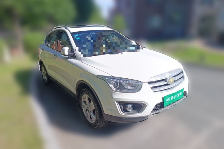Used Bestune X80 2015 1.8T Automatic Luxury Model Front Right 45 Deg