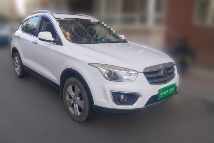 Used Bestune X80 2015 2.0L Automatic Comfort Anniversary Edition Front Right 45 Deg