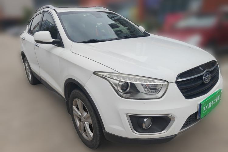 Used Bestune X80 2015 2.0L automatic comfort version Front Right 45 Deg