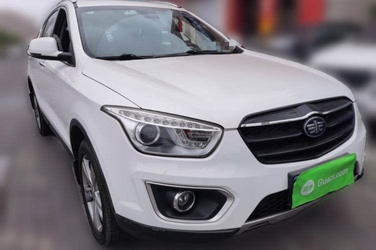 Used Bestune X80 2015 2.0L automatic comfort version Front Right 45 Deg