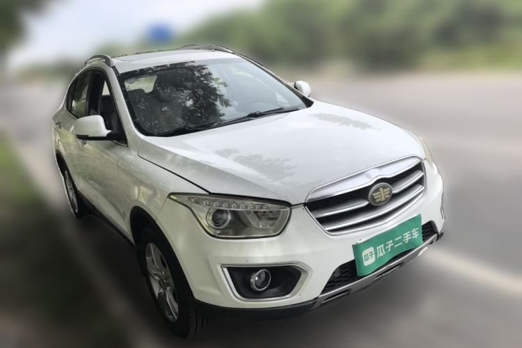 Used Bestune X80 2015 2.0L Manual Comfort 2nd Anniversary Edition Front Right 45 Deg
