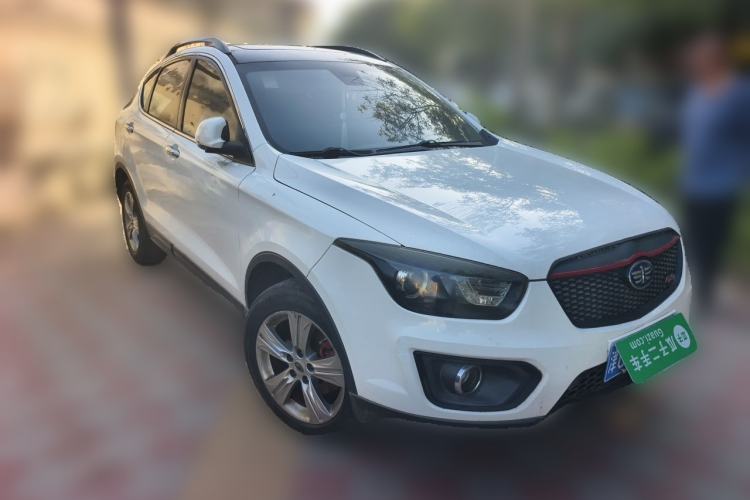 Used Bestune X80 2015 1.8T Automatic Sport Model Front Right 45 Deg