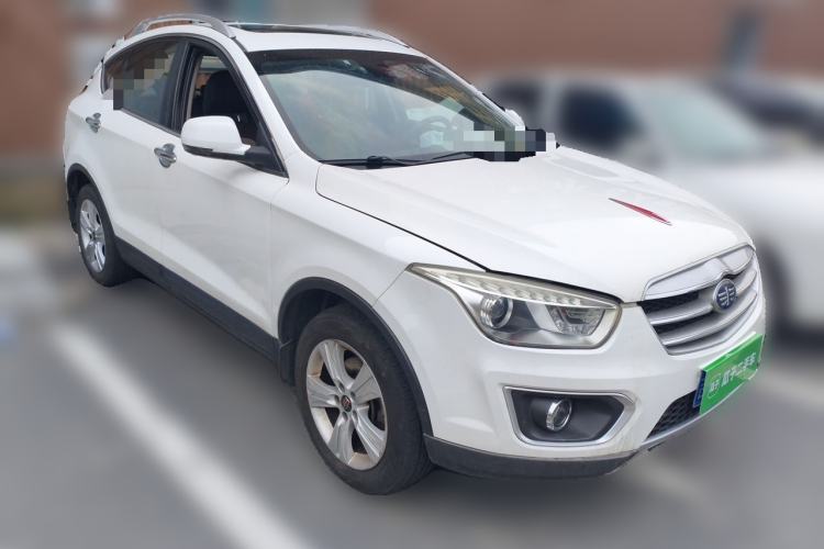 Used Bestune X80 2015 1.8T Automatic Luxury Model Front Right 45 Deg