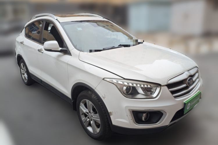 Used Bestune X80 2015 2.0L Manual Comfort 2nd Anniversary Edition Front Right 45 Deg