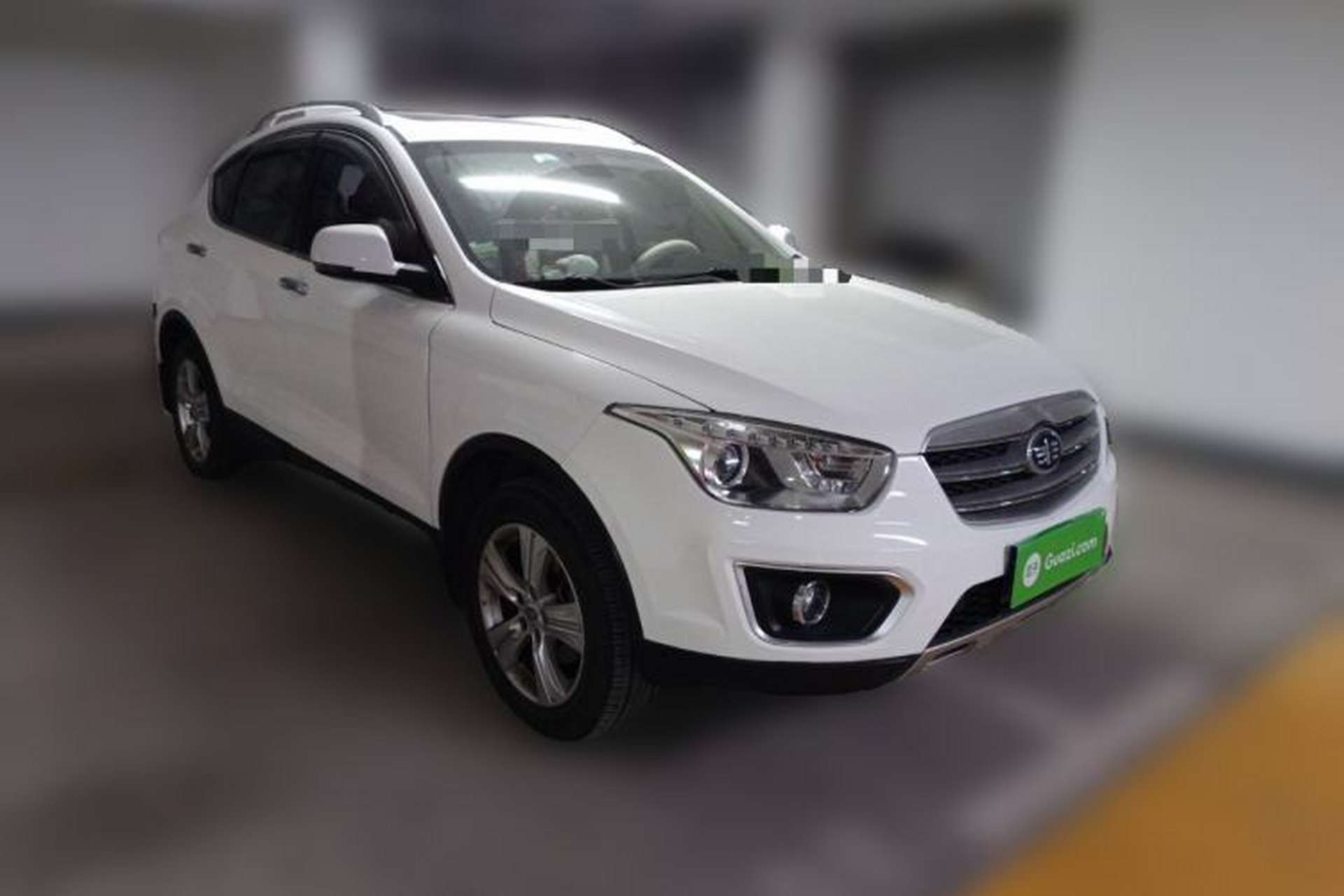Used Bestune X80 2015 2.0L Automatic Comfort Anniversary Edition Front Right 45 Deg