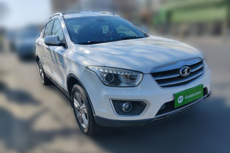 Used Bestune X80 2015 2.0L automatic luxury version Front Right 45 Deg