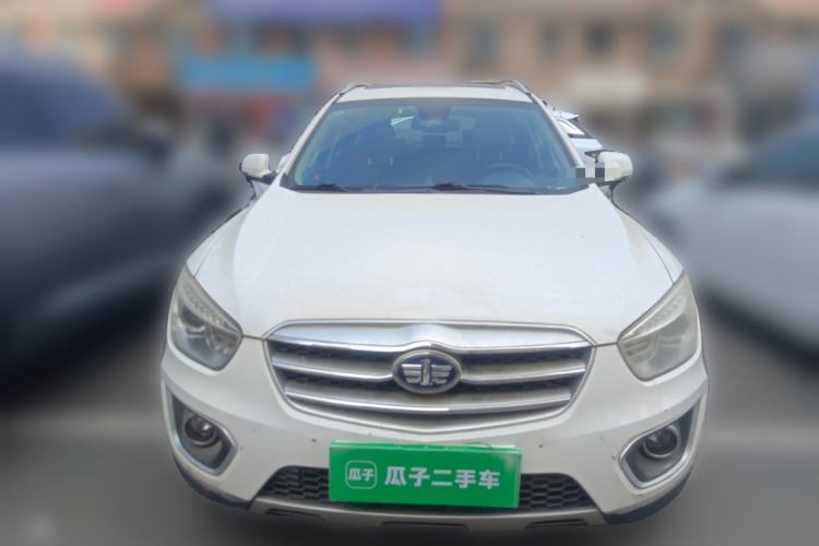Used Bestune X80 2015 2.0L automatic luxury version Front