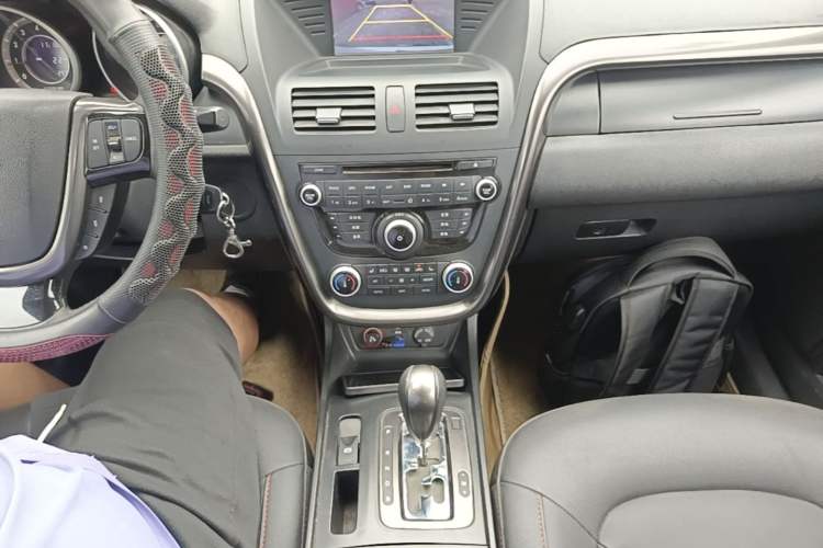 Used Bestune X80 2015 2.0L automatic luxury version Gear Lever