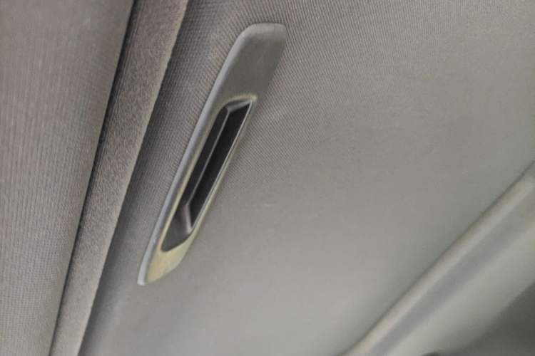Used Bestune X80 2015 1.8T Automatic Sport Model Headliner