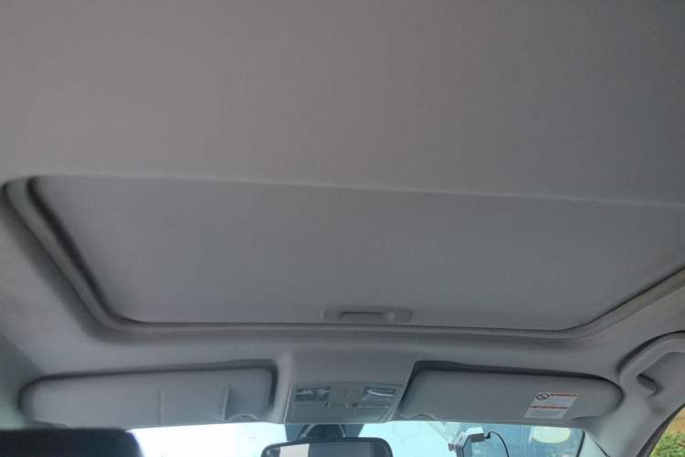 Used Bestune X80 2015 1.8T Automatic Luxury Model Headliner