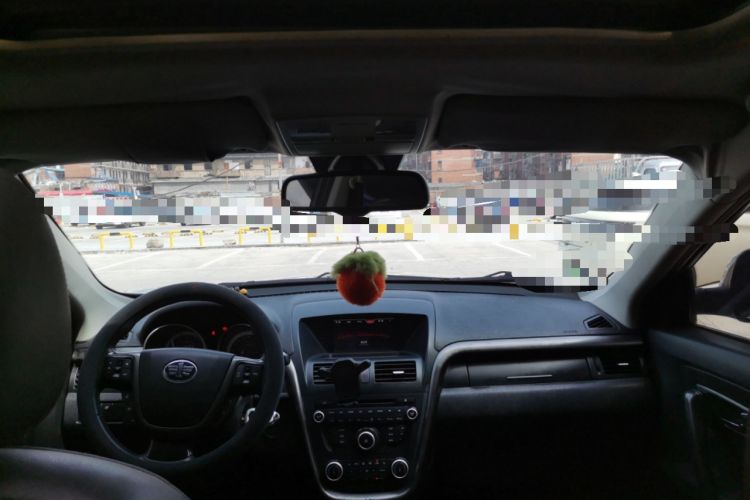 Used Bestune X80 2015 1.8T Automatic Luxury Model Headliner