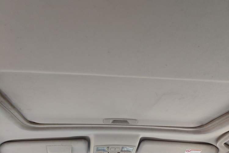 Used Bestune X80 2015 2.0L Manual Comfort 2nd Anniversary Edition Headliner