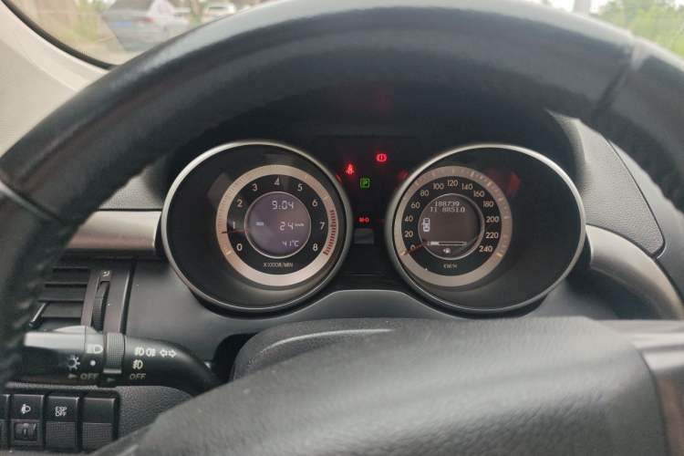 Used Bestune X80 2015 2.0L Automatic Comfort Anniversary Edition Instrument Cluster