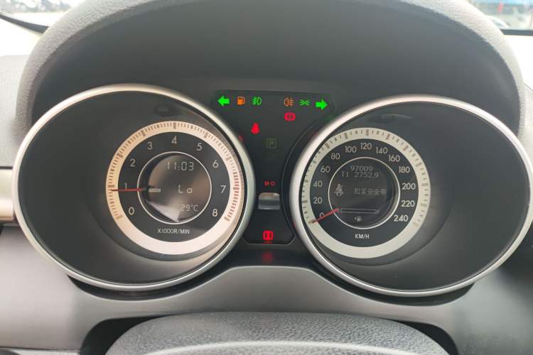 Used Bestune X80 2015 2.0L automatic comfort version Instrument Cluster