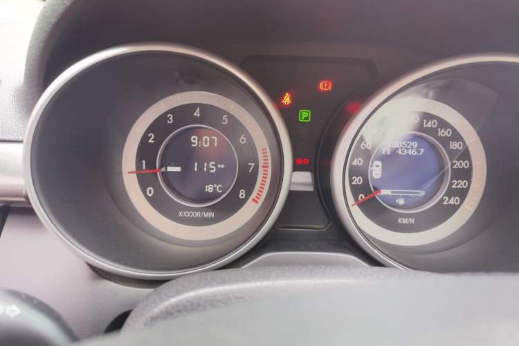Used Bestune X80 2015 2.0L automatic comfort version Instrument Cluster