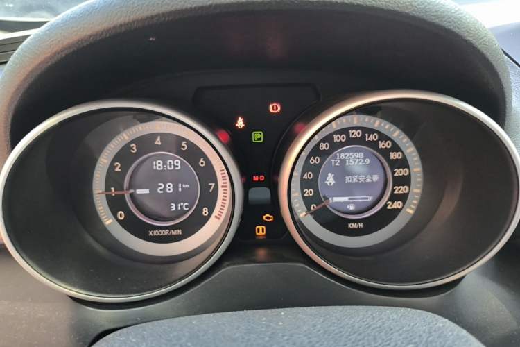 Used Bestune X80 2015 2.0L Automatic Comfort Anniversary Edition Instrument Cluster