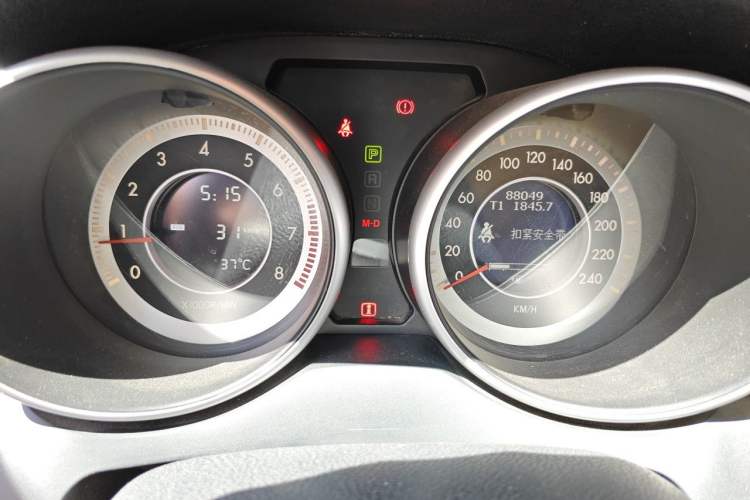 Used Bestune X80 2015 1.8T Automatic Luxury Model Instrument Cluster