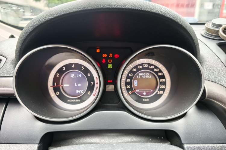Used Bestune X80 2015 1.8T Automatic Luxury Model Instrument Cluster