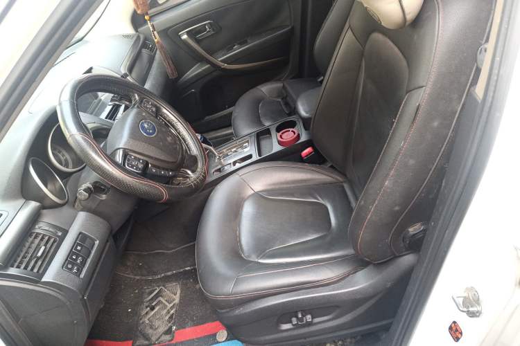 Used Bestune X80 2015 2.0L automatic luxury version Left Front Seat
