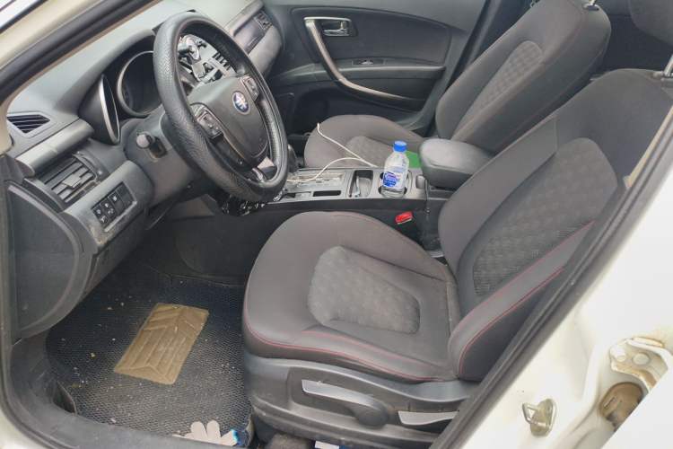 Used Bestune X80 2015 2.0L automatic comfort version Left Front Seat