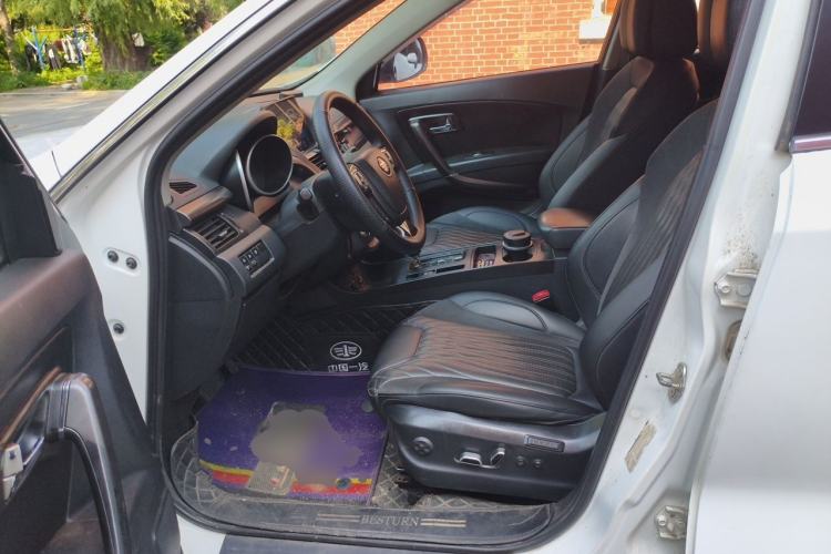 Used Bestune X80 2015 2.0L automatic comfort version Left Front Seat