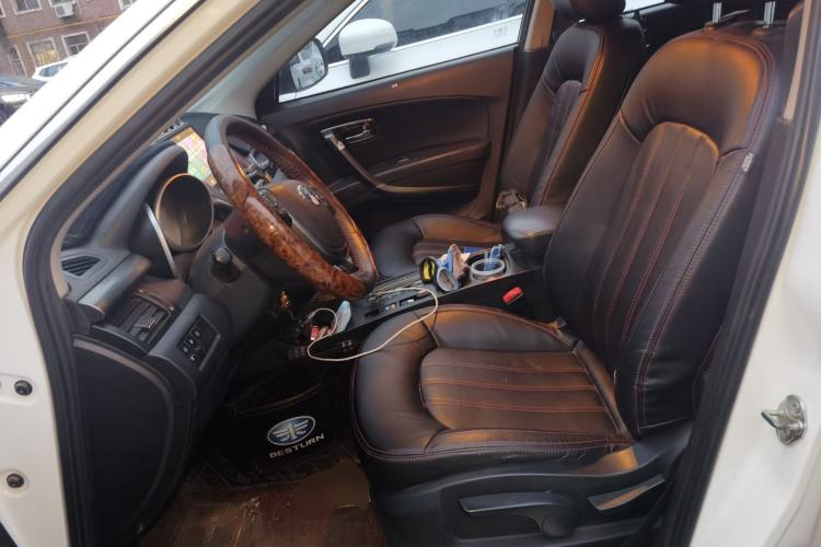 Used Bestune X80 2015 2.0L Automatic Comfort Anniversary Edition Left Front Seat
