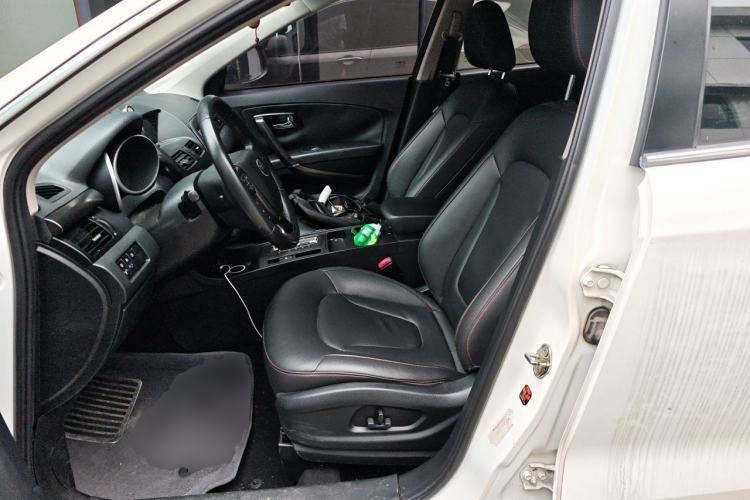 Used Bestune X80 2015 1.8T Automatic Luxury Model Left Front Seat