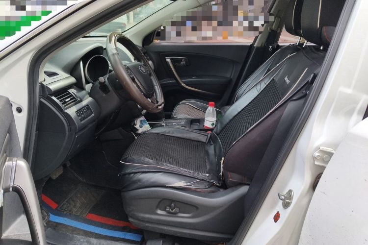 Used Bestune X80 2015 2.0L automatic luxury version Left Front Seat