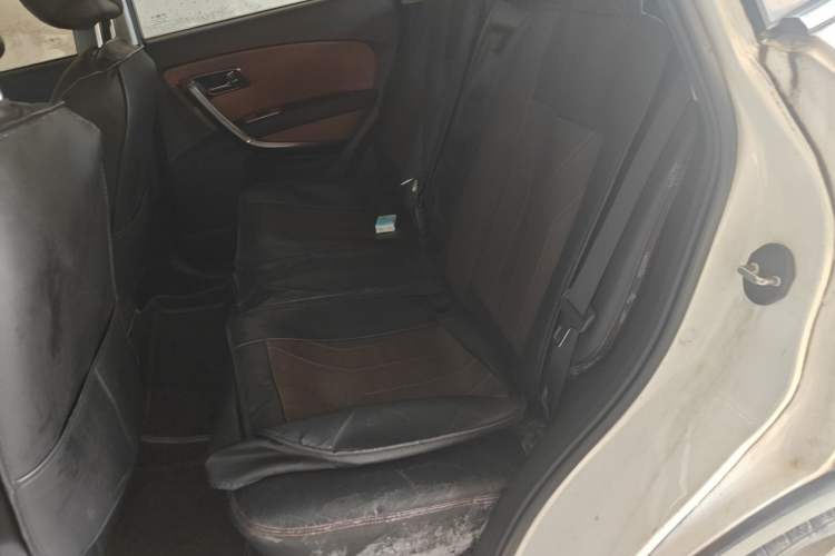 Used Bestune X80 2015 2.0L Automatic Comfort Anniversary Edition Left Rear Seat